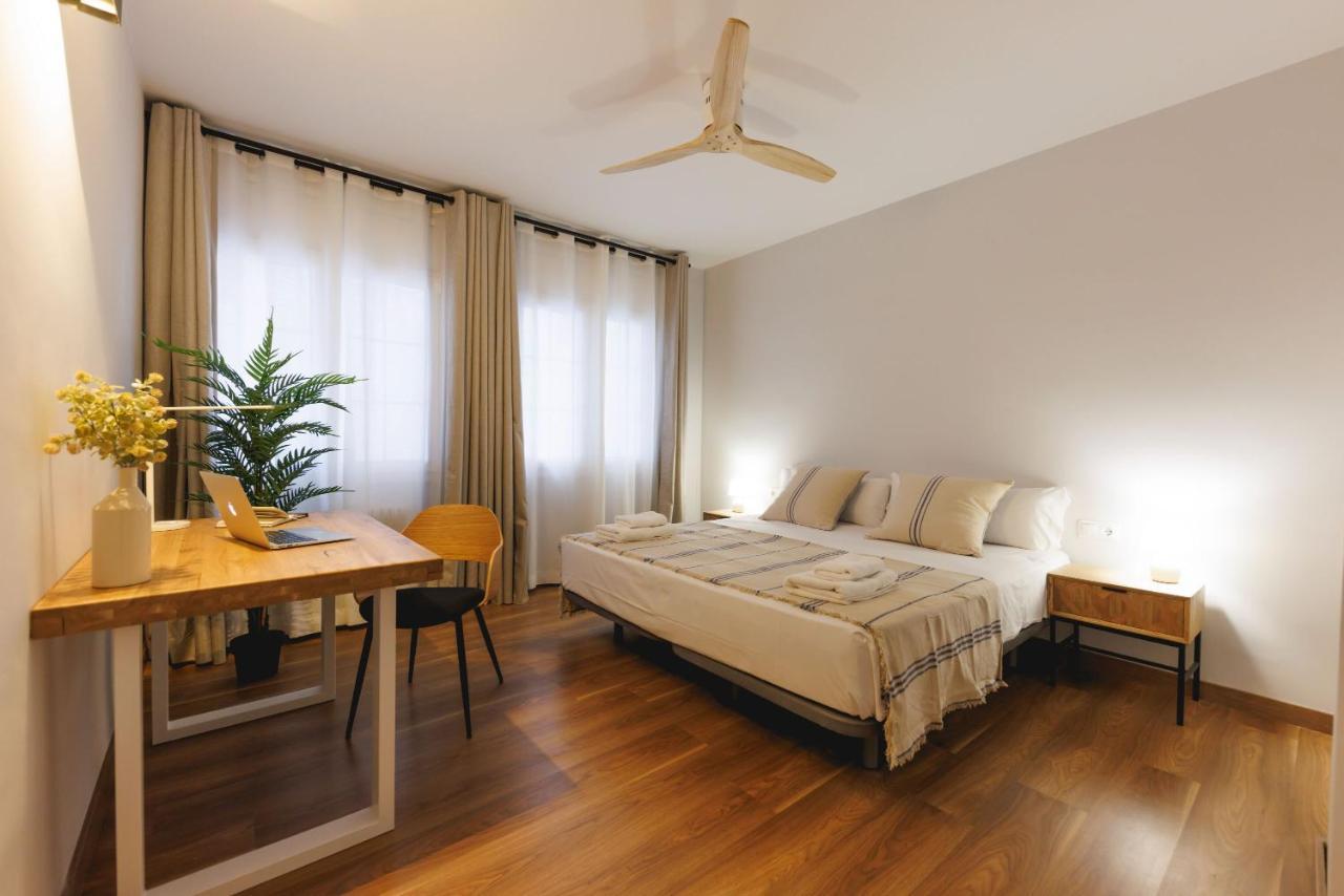 Bravissimo Figuerola, Spacious 3-Bedroom Apartment Gérone Extérieur photo